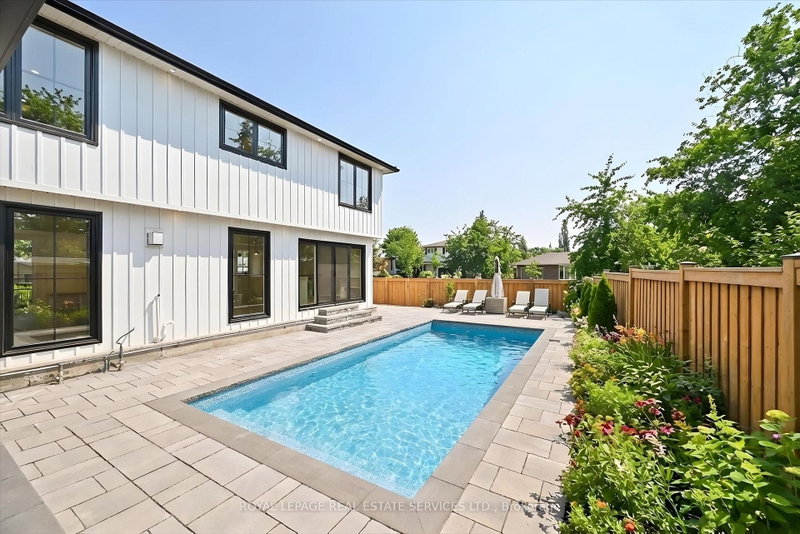 2212 Urwin Oakville,ON L6L 2T2 — Photo 48