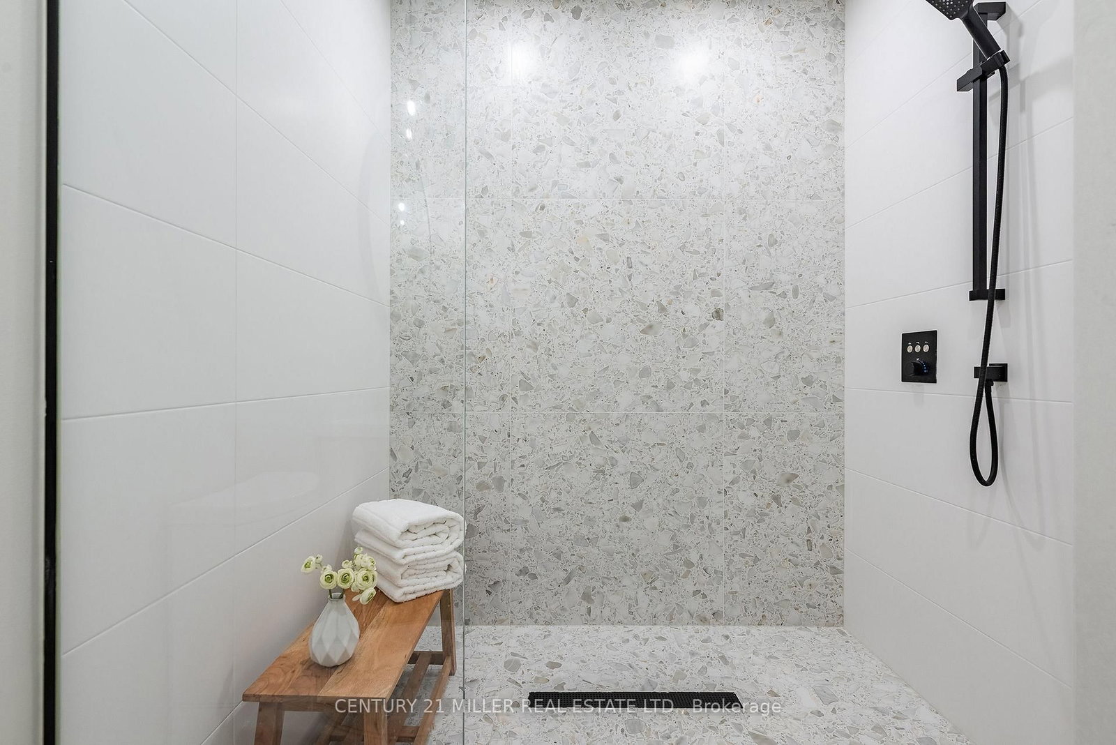 487 Orchard Drive • Oakville, ON photo 41