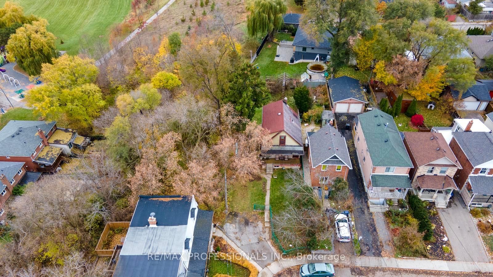 16 Cliff Street • Toronto, ON photo 13