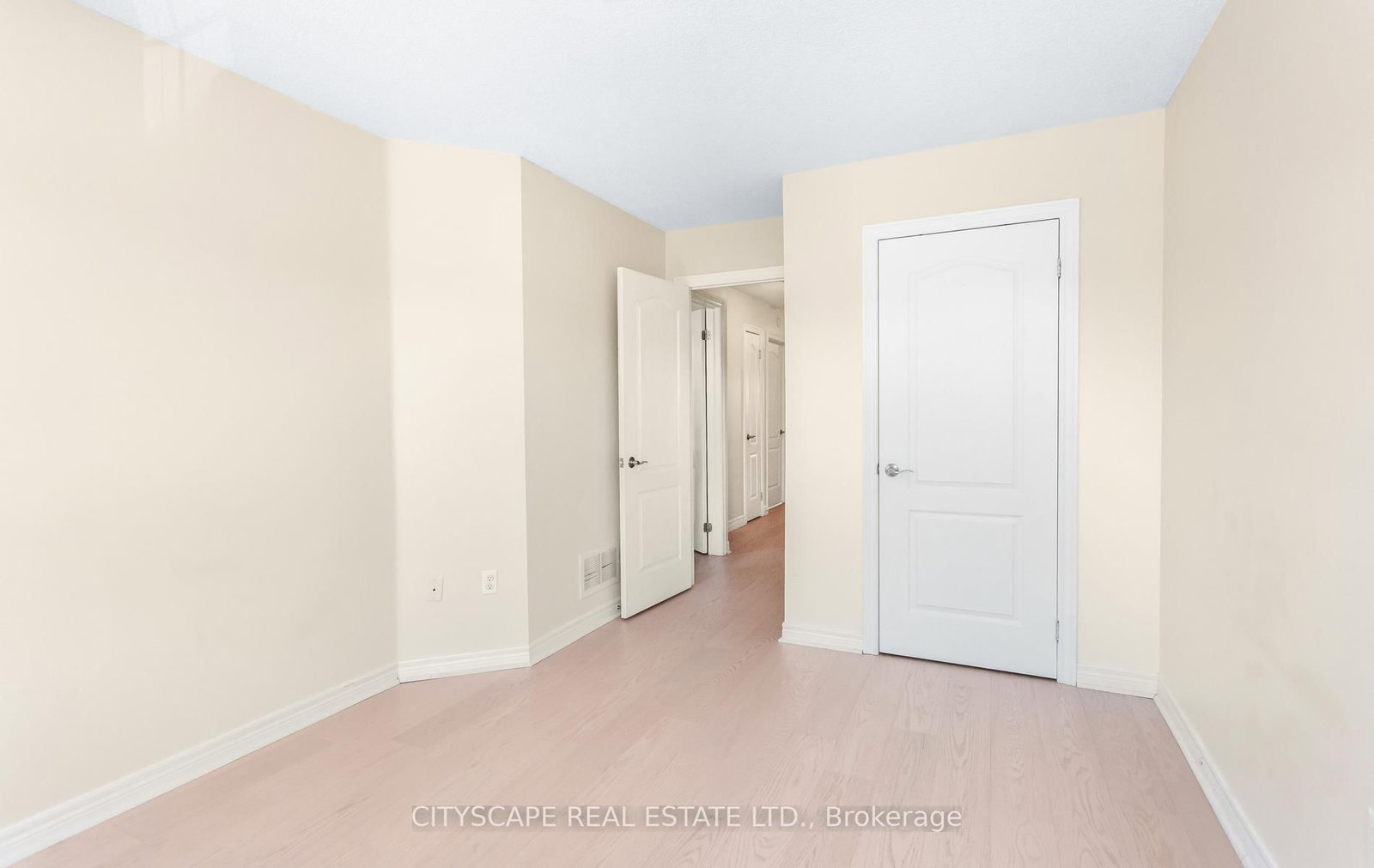 4704 Centretown Way • Mississauga, ON photo 39