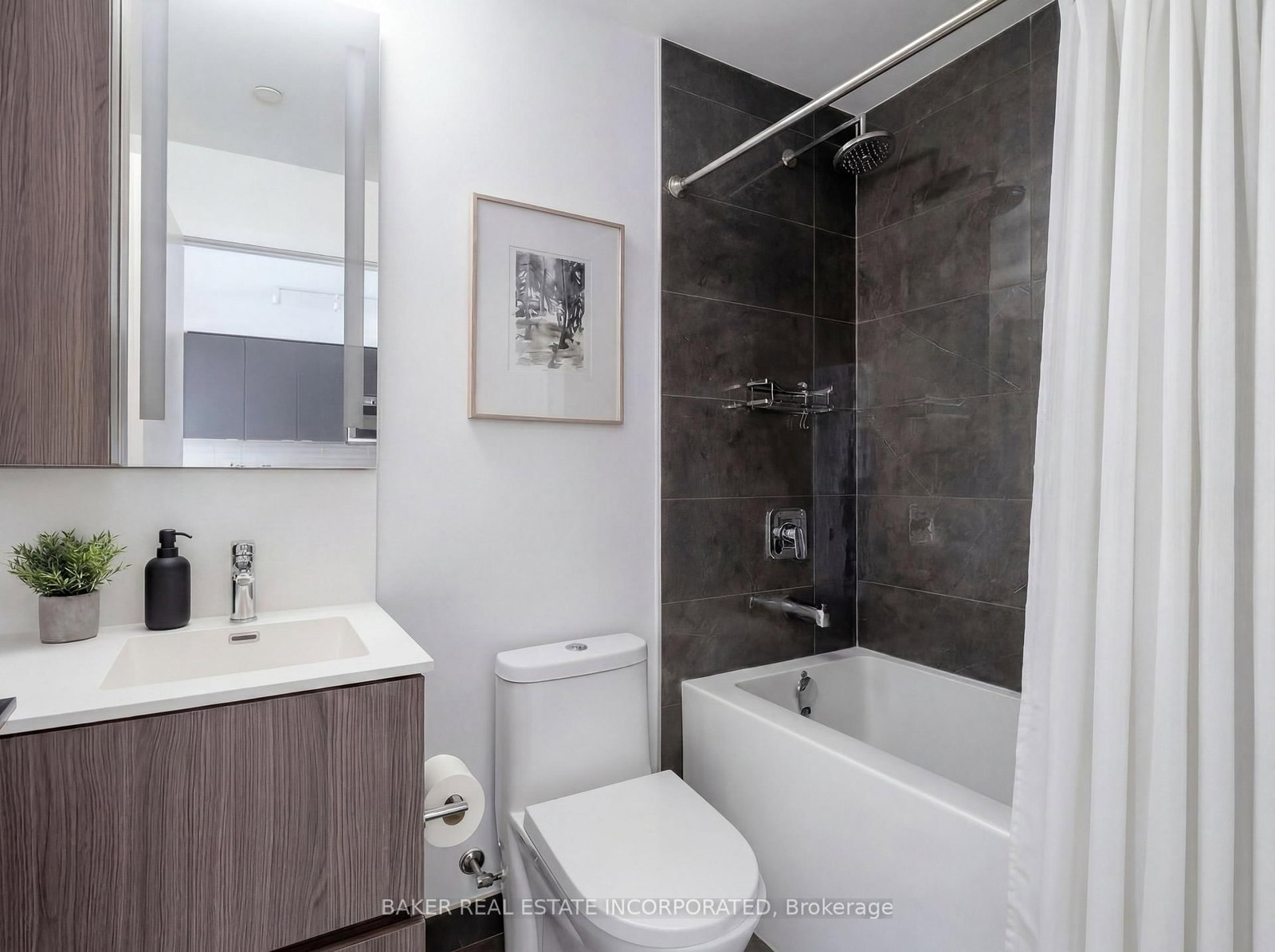 220 Missinnihe Way • #717 • Mississauga, ON photo 6