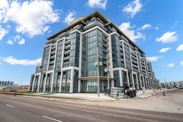 705 - 405 Dundas Street W