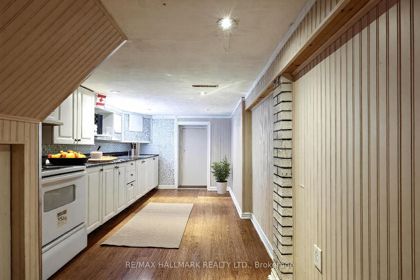 139 Kitchener Avenue • Toronto, ON photo 14