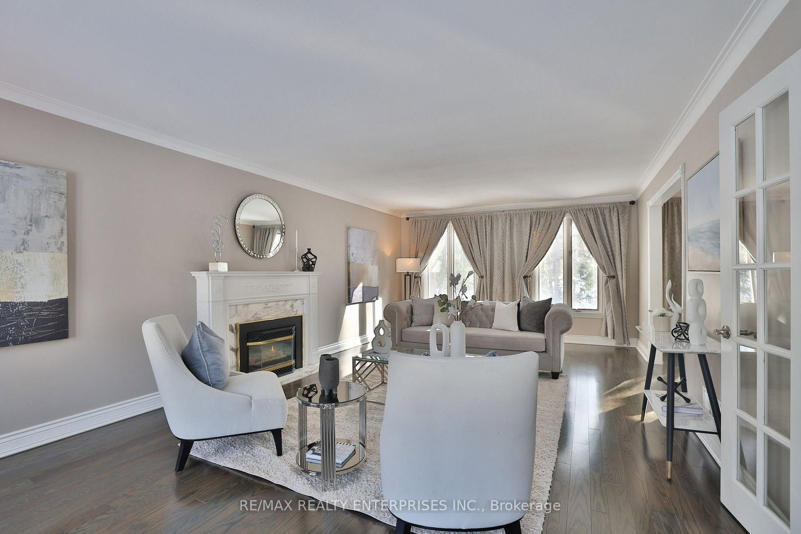 208 Mineola Road W • Mississauga, ON photo 10
