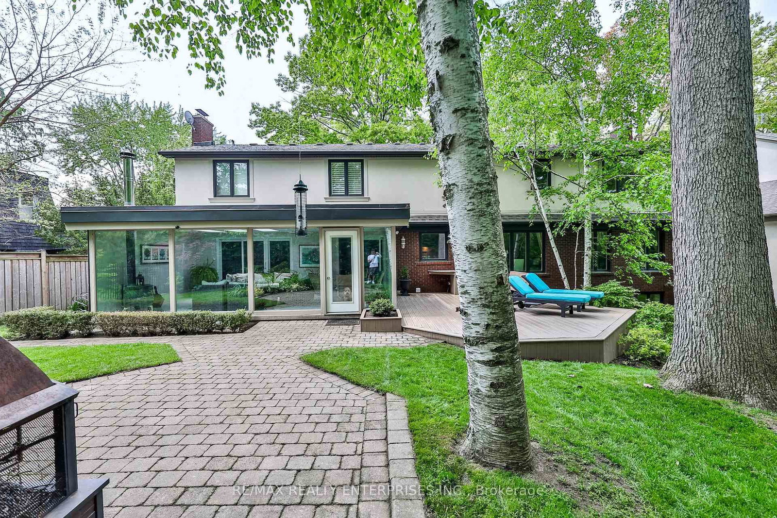 208 Mineola Road W • Mississauga, ON photo 42
