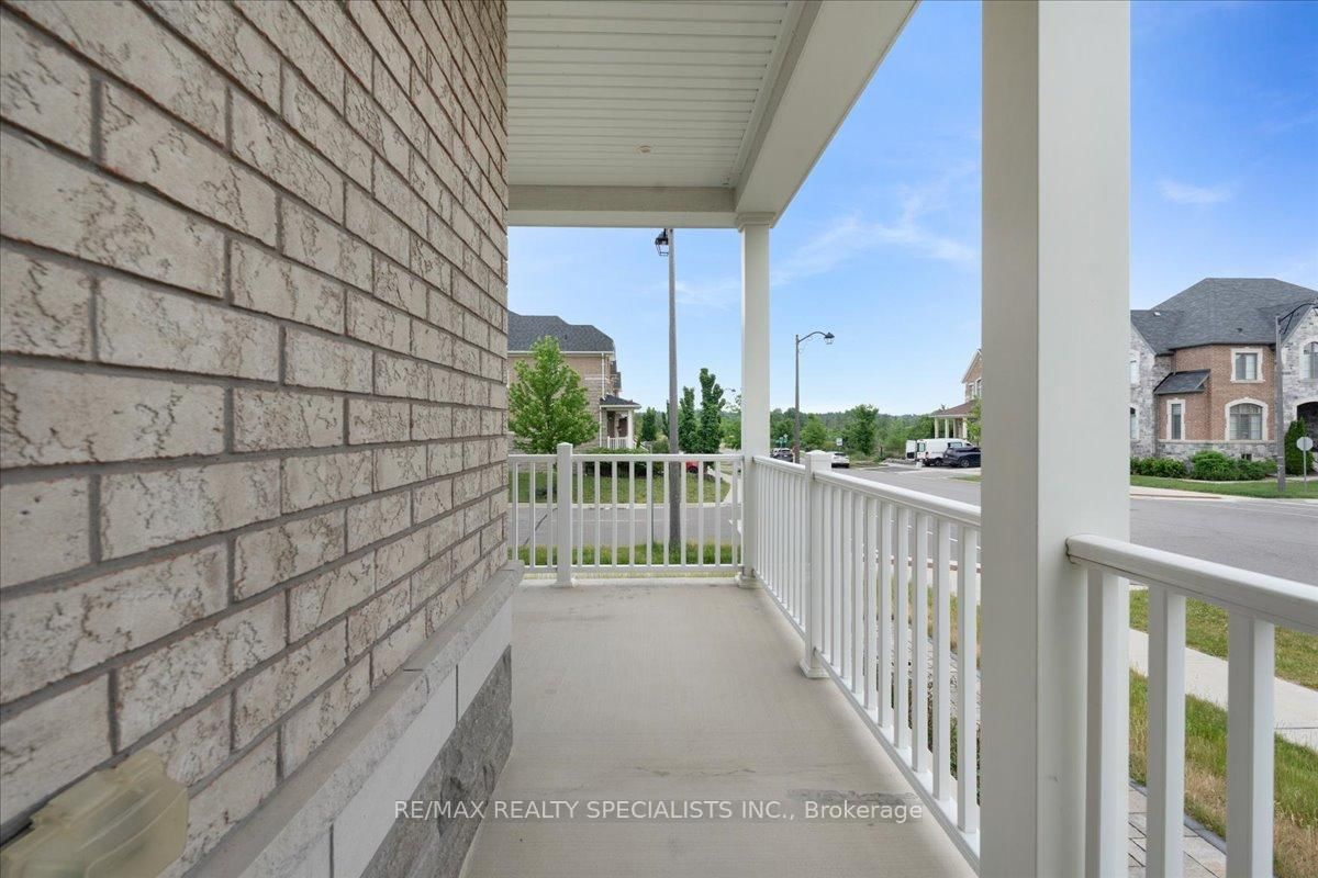 2 Ash Hill Avenue • Caledon, ON photo 3