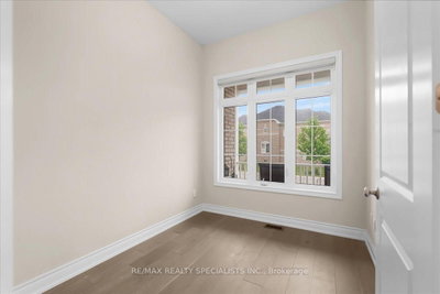 2 Ash Hill Avenue • Caledon, ON photo 8