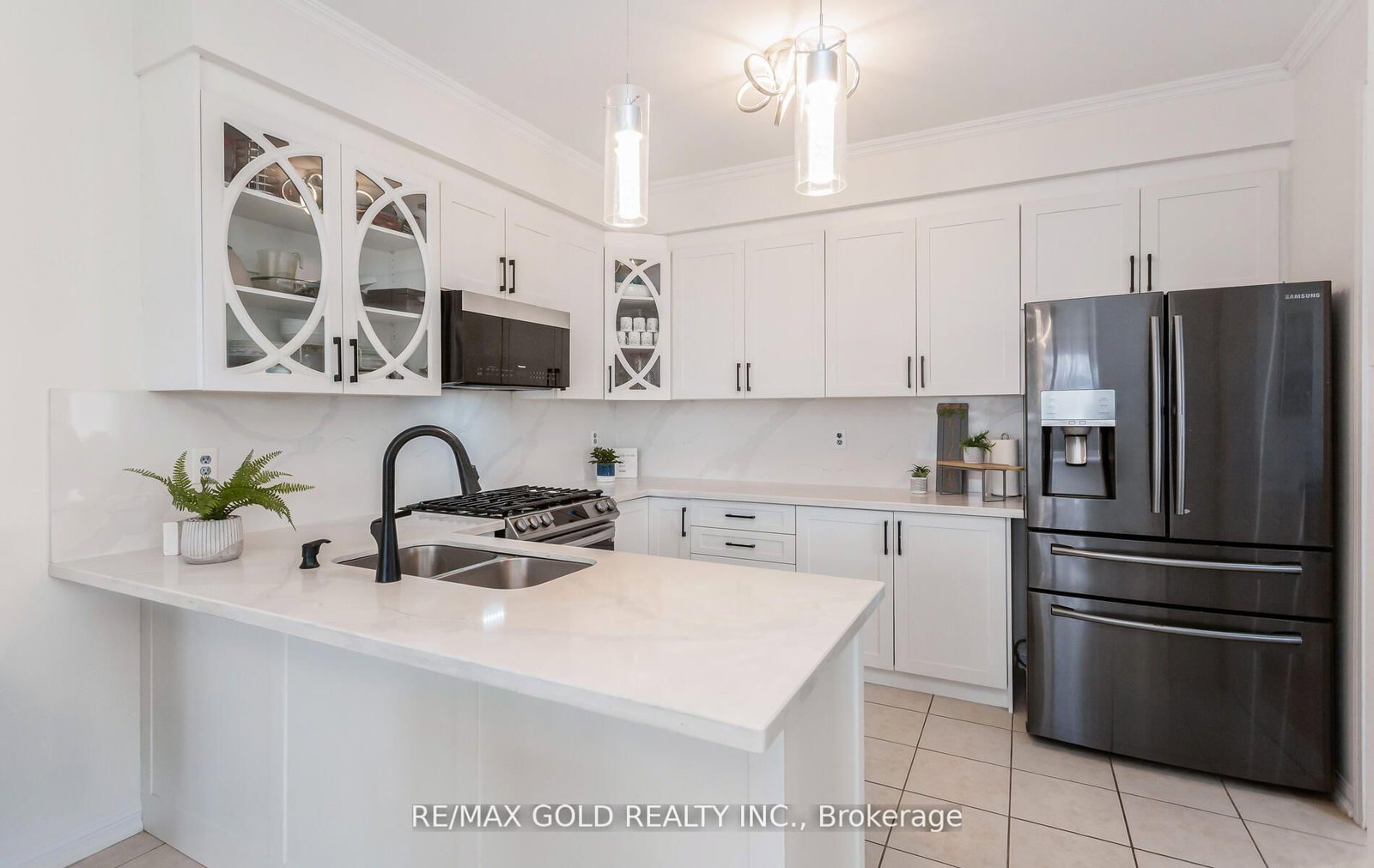 1090 Trudeau Drive • Milton, ON photo 14