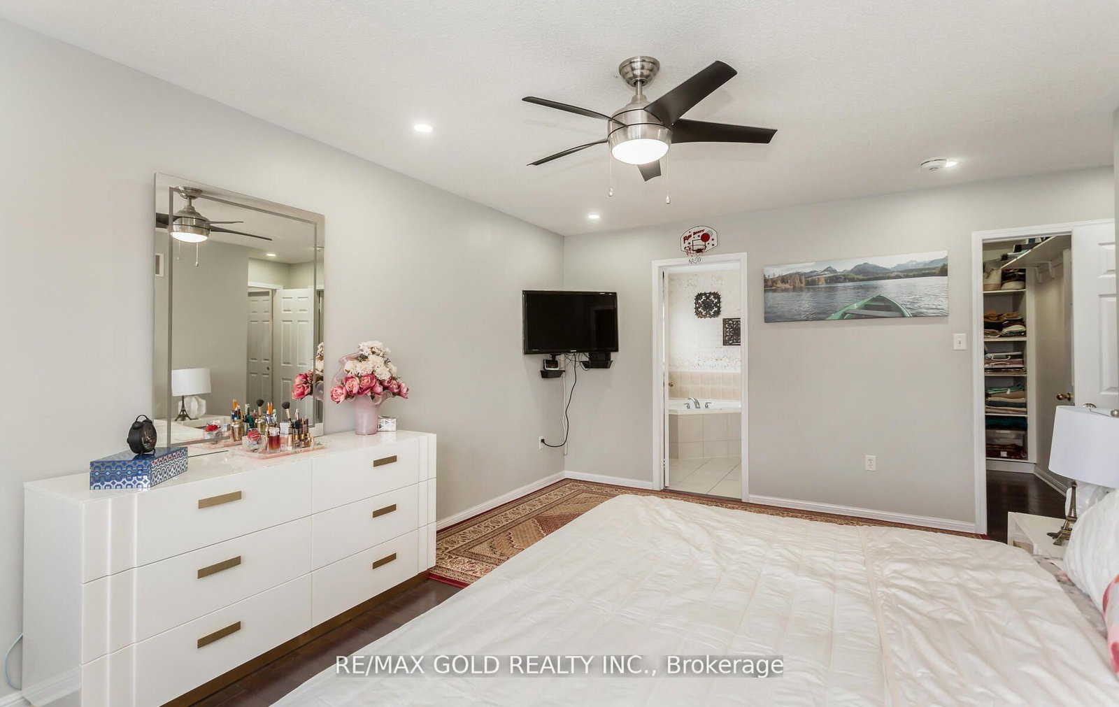1090 Trudeau Drive • Milton, ON photo 27