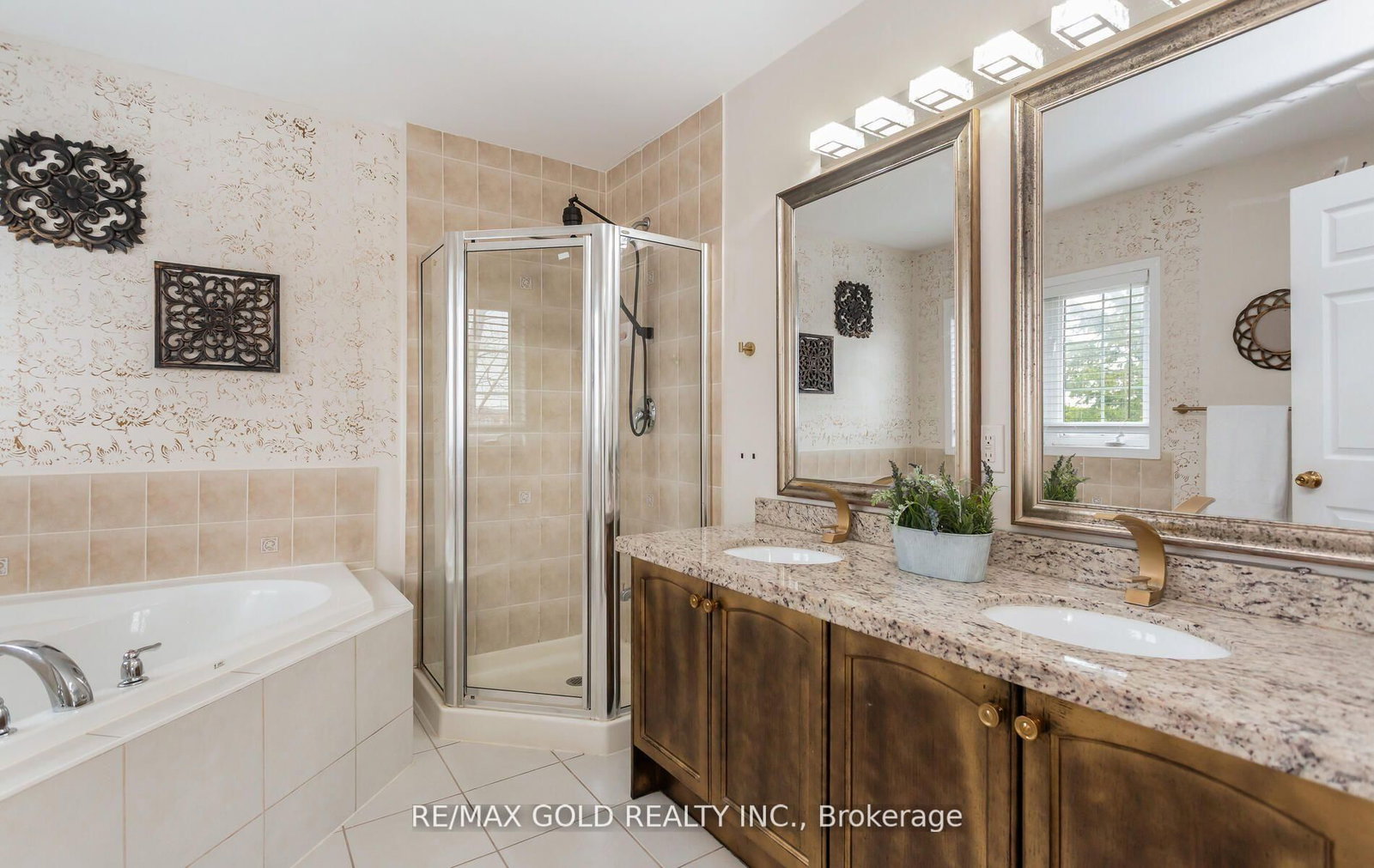 1090 Trudeau Drive • Milton, ON photo 28