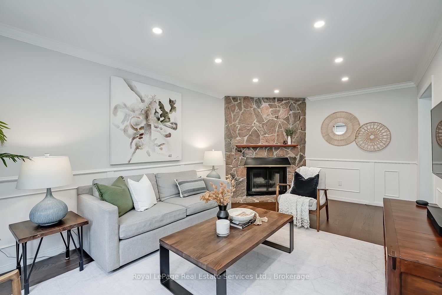 1429 Thistledown Road • Oakville, ON photo 10