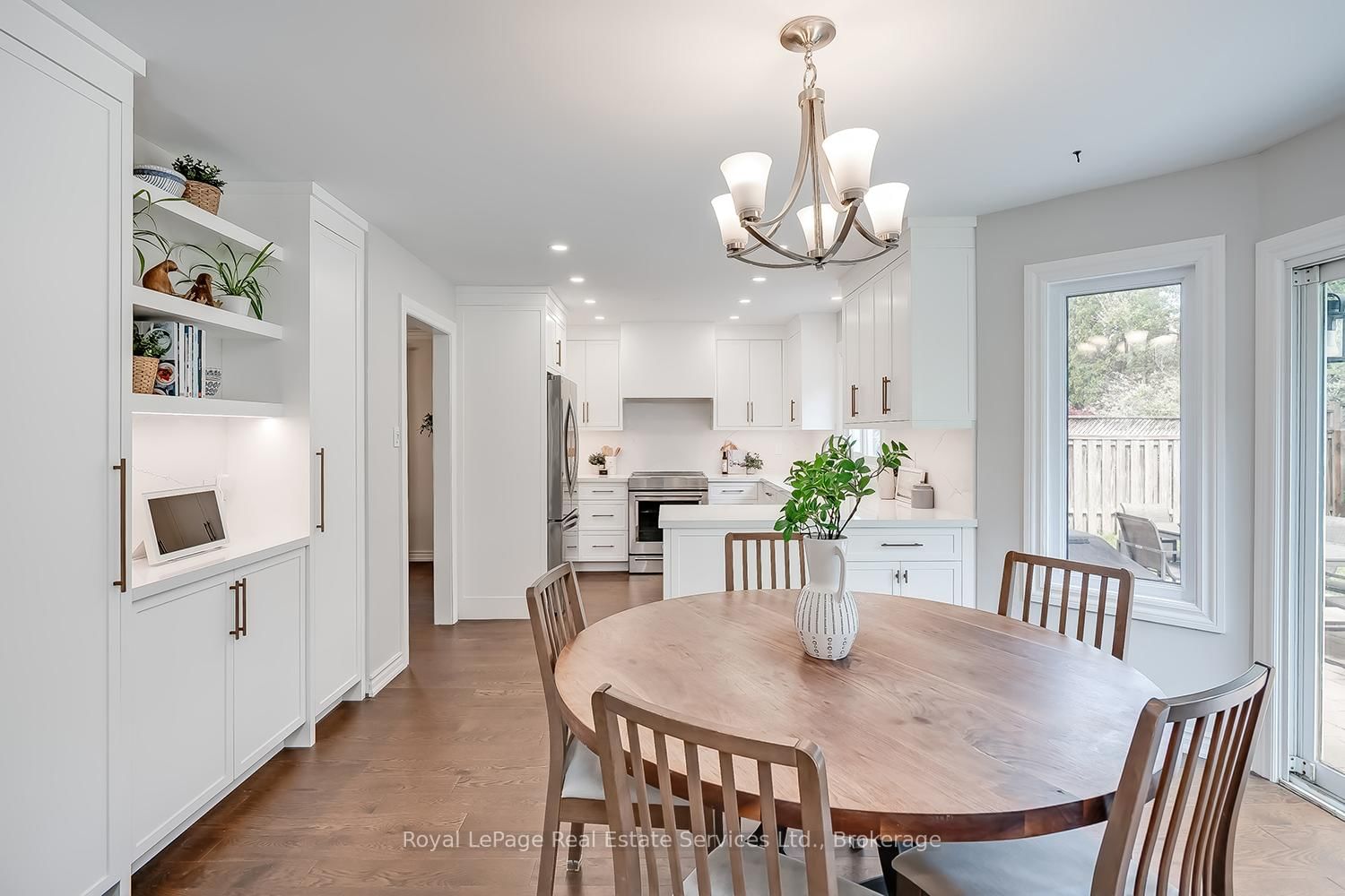 1429 Thistledown Road • Oakville, ON photo 13