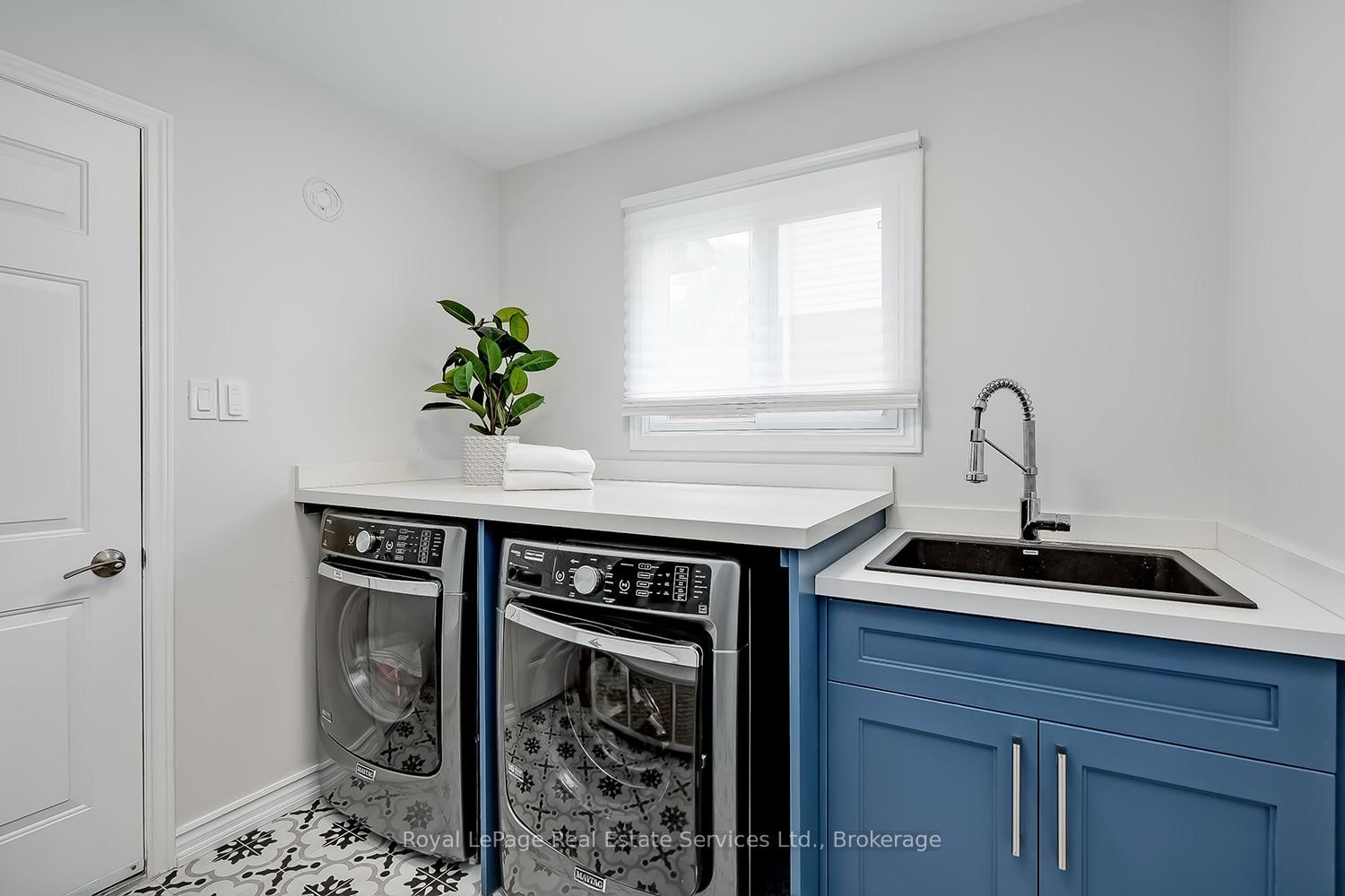 1429 Thistledown Road • Oakville, ON photo 20