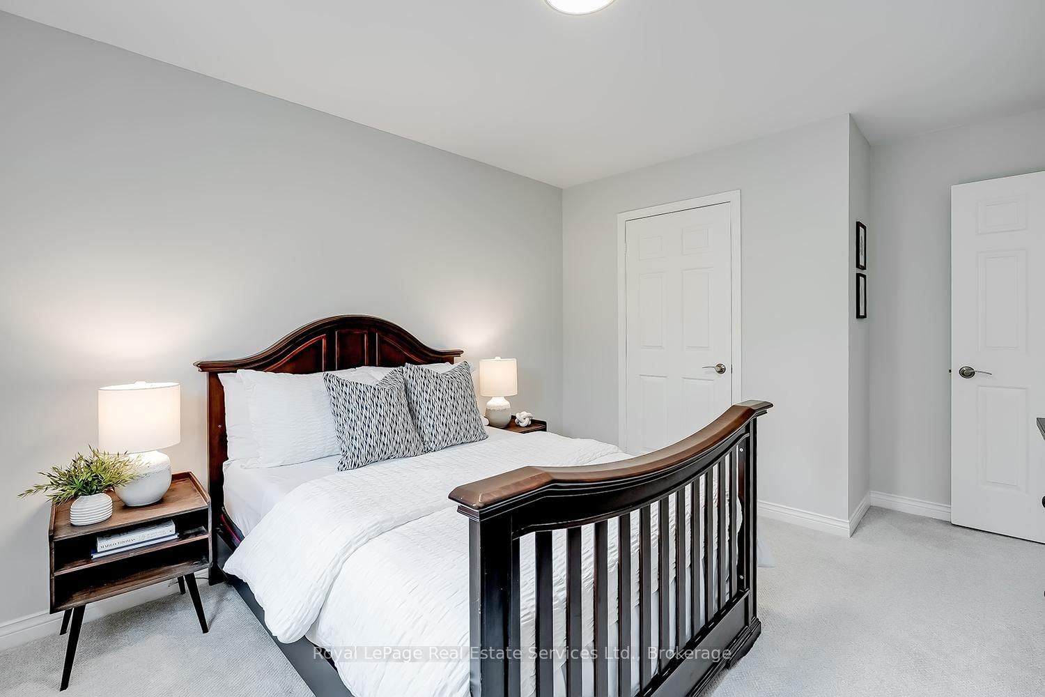1429 Thistledown Road • Oakville, ON photo 33