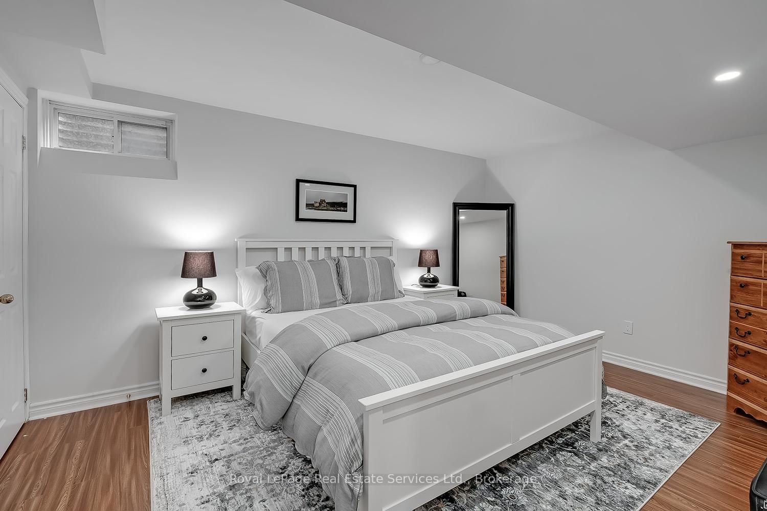 1429 Thistledown Road • Oakville, ON photo 41