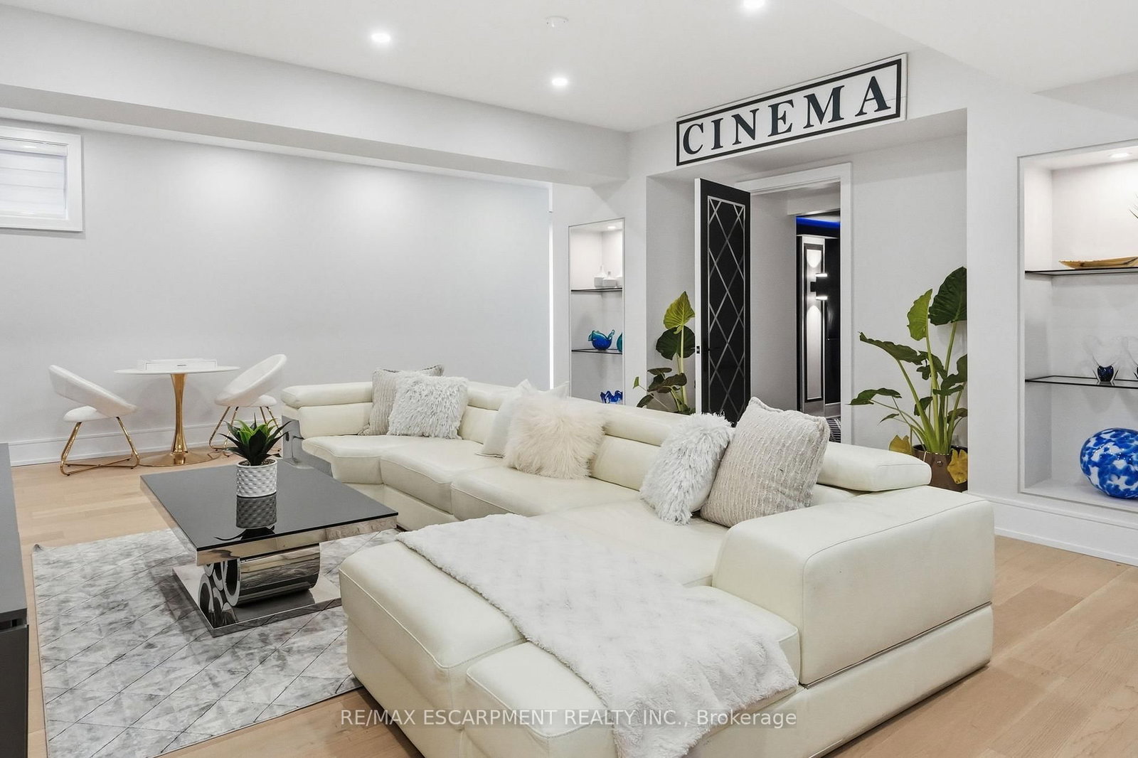 1544 Lochlin Tr, Mississauga, view 39