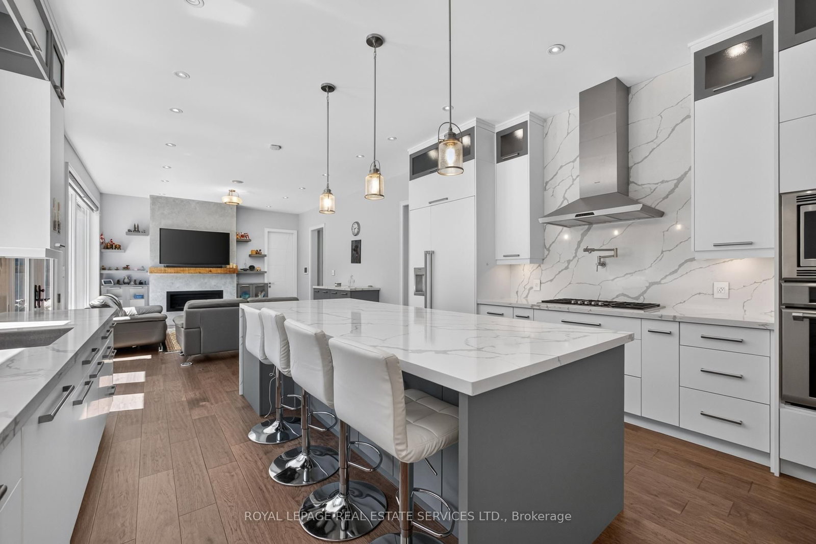 1568 Broadmoor Ave, Mississauga, view 14