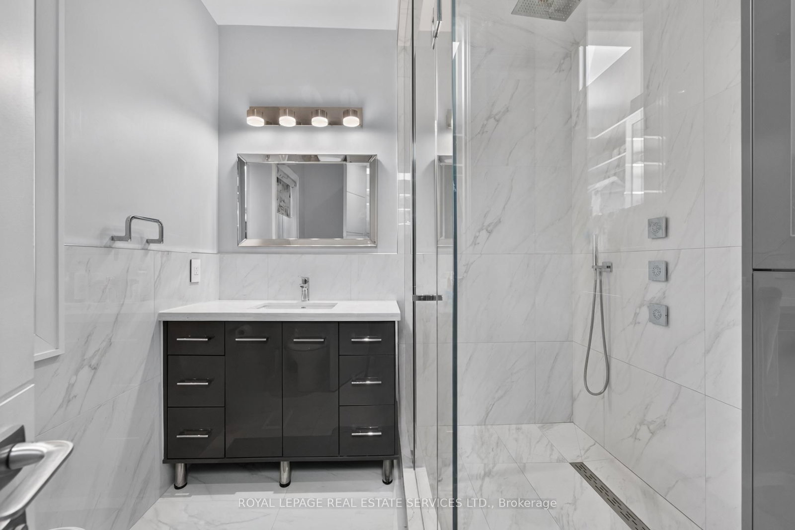1568 Broadmoor Ave, Mississauga, view 31