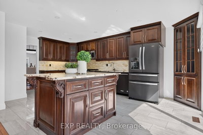 664 Dolby Crescent • Milton, ON photo 7