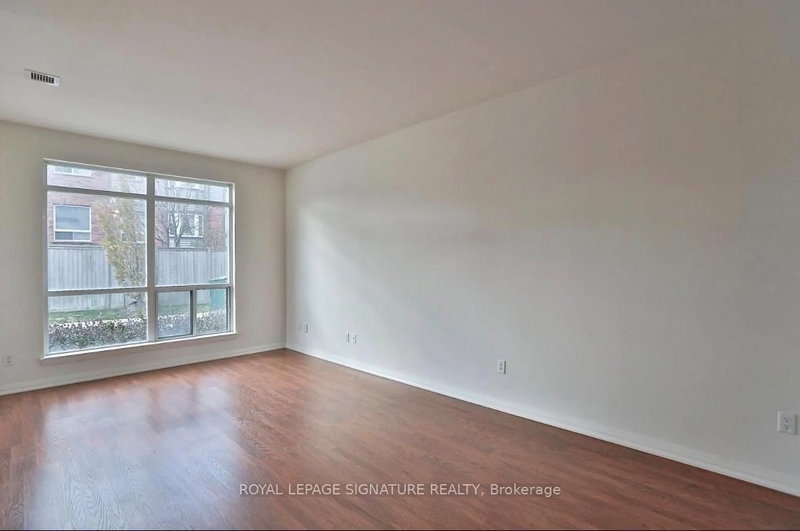 TH 105 - 220 Forum Drive