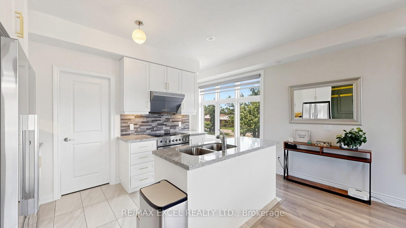 2A Muir Avenue • #1 • Toronto, ON photo 16