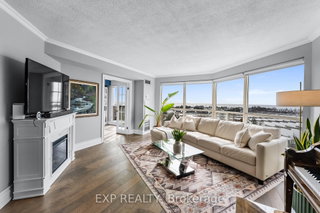 918 - 2261 Lake Shore Boulevard W