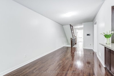 233 Duskywing Oakville,ON L6L 0C5 — Photo 12