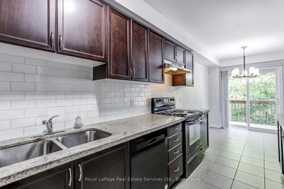 233 Duskywing Oakville,ON L6L 0C5 — Photo 18