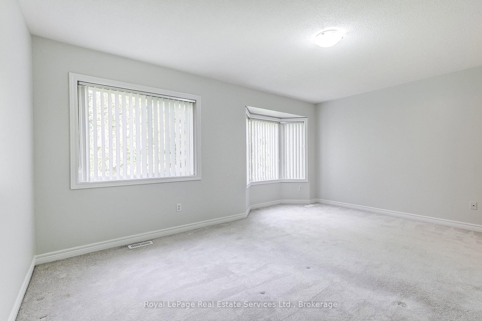 233 Duskywing Way • #22 • Oakville, ON photo 25