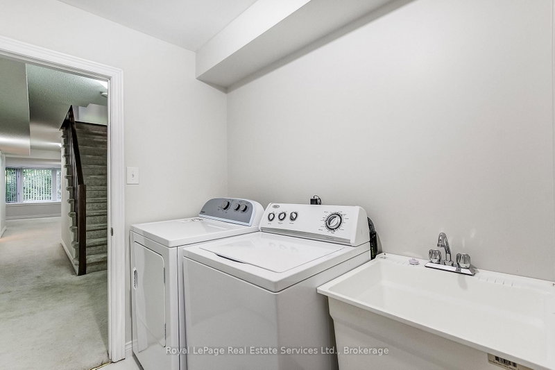 233 Duskywing Oakville,ON L6L 0C5 — Photo 38