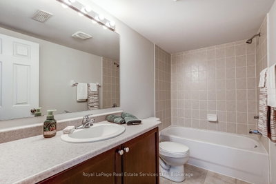 233 Duskywing Oakville,ON L6L 0C5 — Photo 40