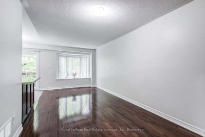 233 Duskywing Way • #22 • Oakville, ON photo 9