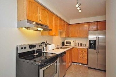 658 Dinsmore Court — photo 6