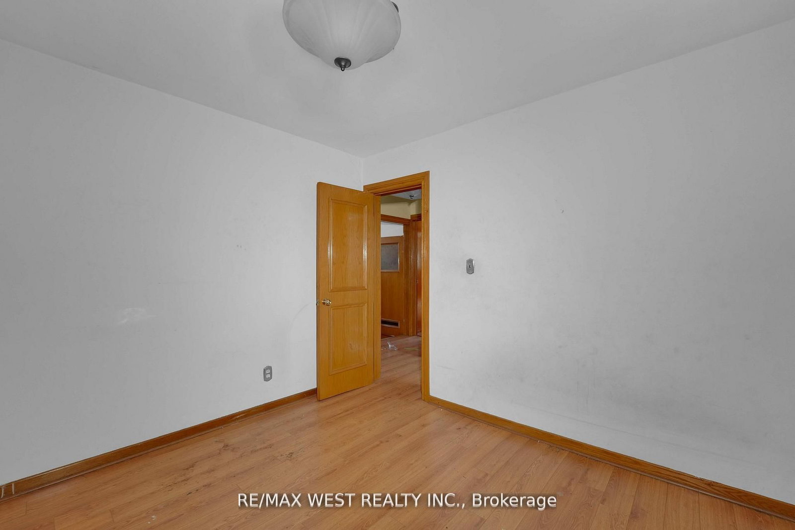 661 Beresford Avenue • Toronto, ON photo 14
