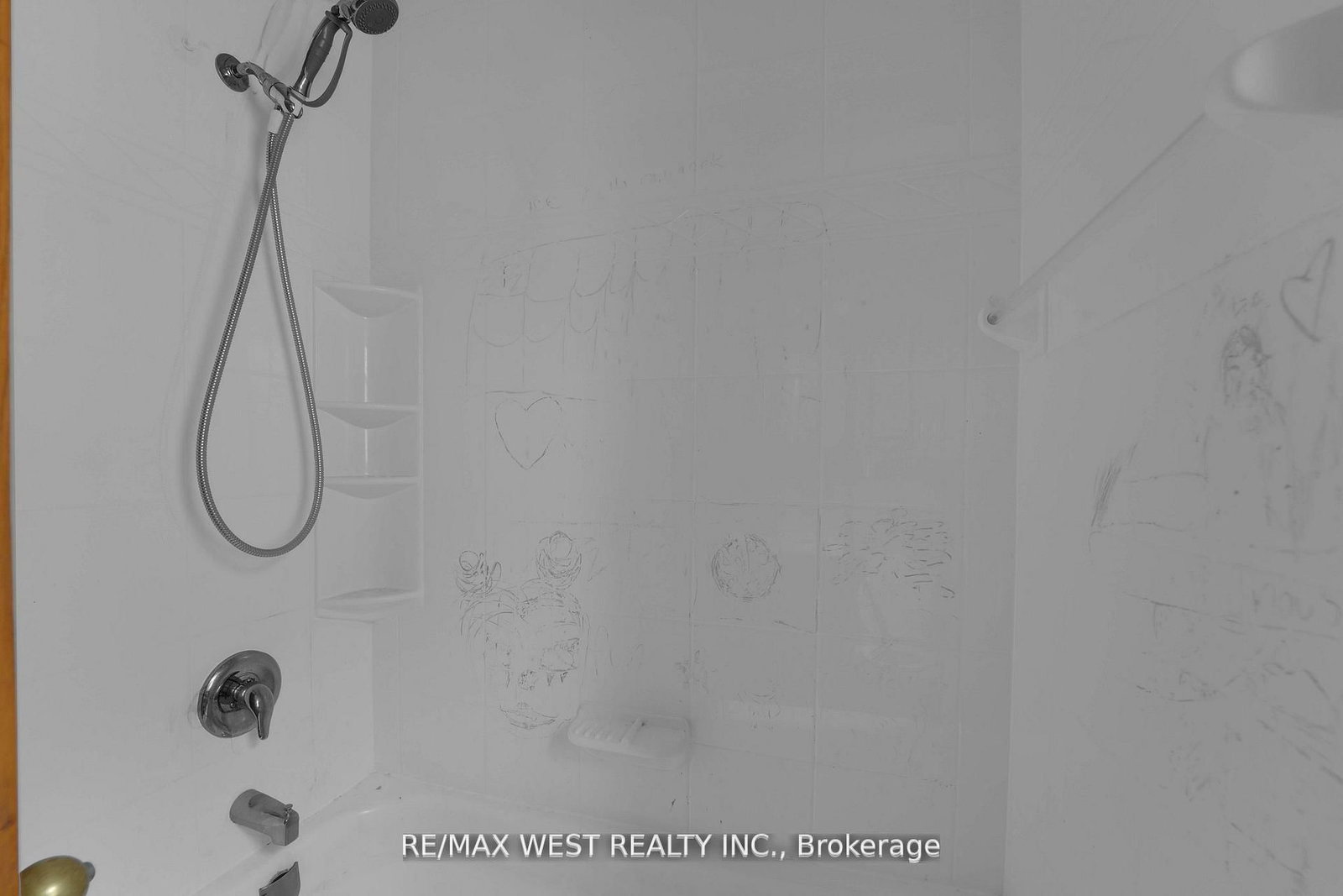 661 Beresford Avenue • Toronto, ON photo 15