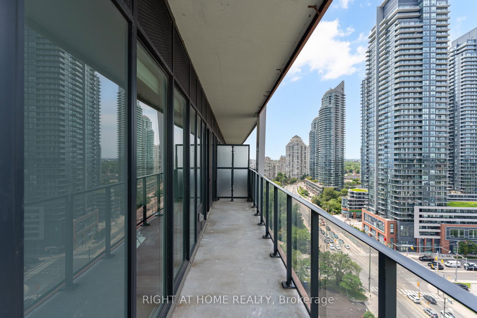30 Shore Breeze Drive • #1413 • Toronto, ON photo 34