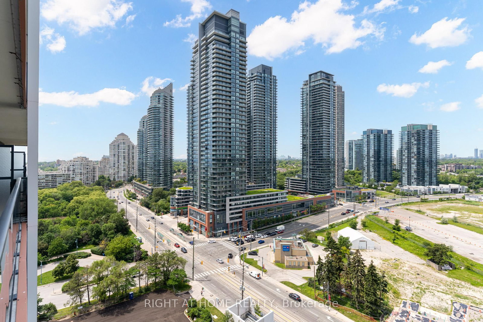 30 Shore Breeze Drive • #1413 • Toronto, ON photo 41