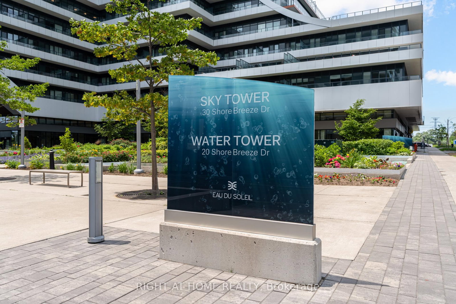 30 Shore Breeze Drive • #1413 • Toronto, ON photo 6