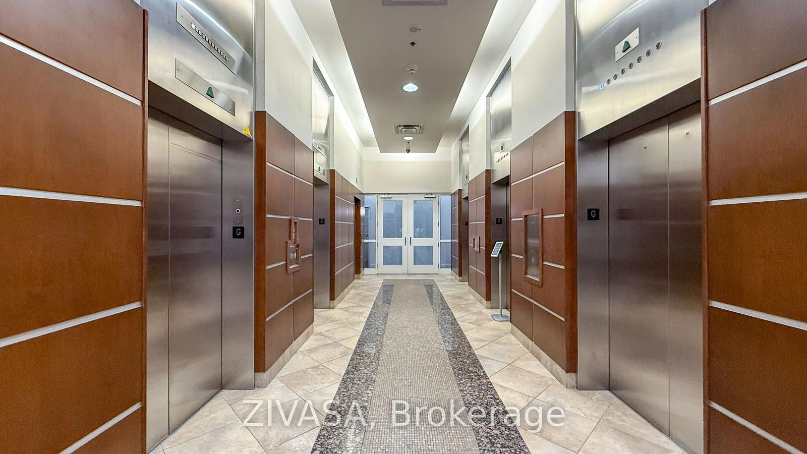 218-2 Fieldway Road, Toronto, ON, photo 5