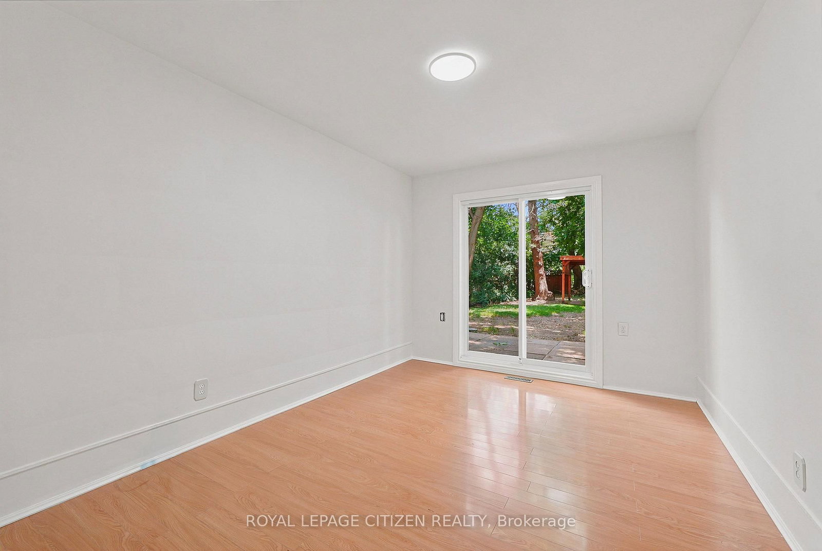 53 Grampian Crescent • Toronto, ON photo 20