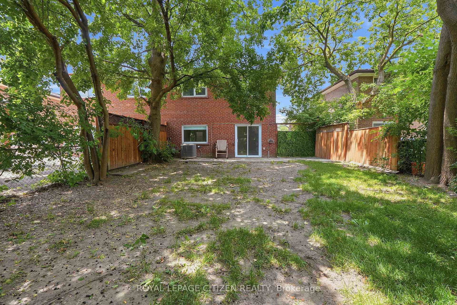 53 Grampian Crescent • Toronto, ON photo 30