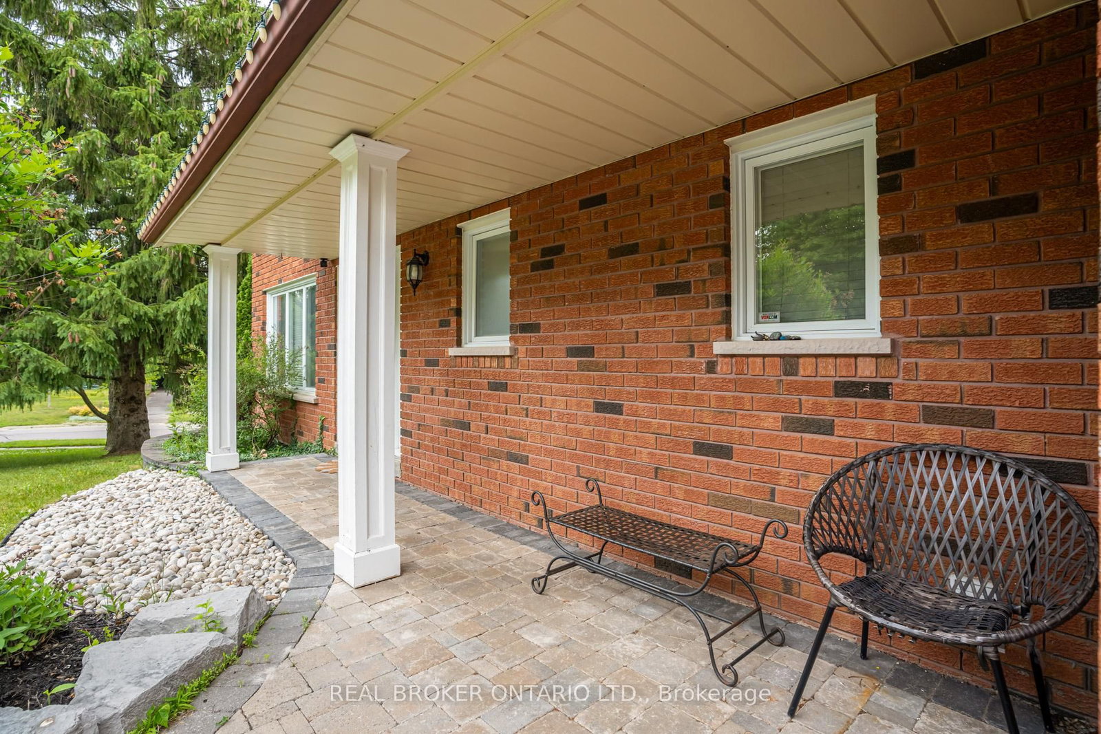 53 Marilyn Street • Caledon, ON photo 4