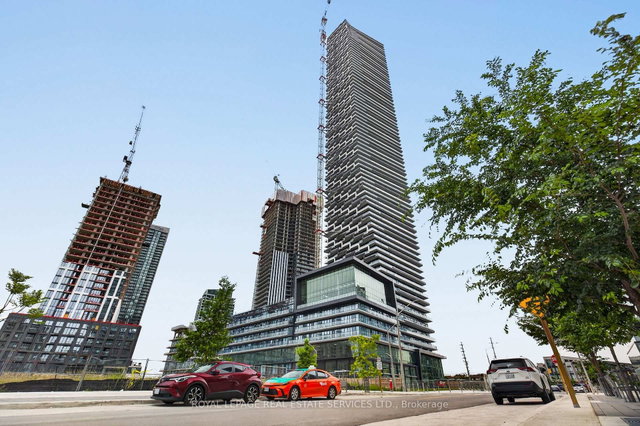 5101 - 448 Burnhamthorpe Road W