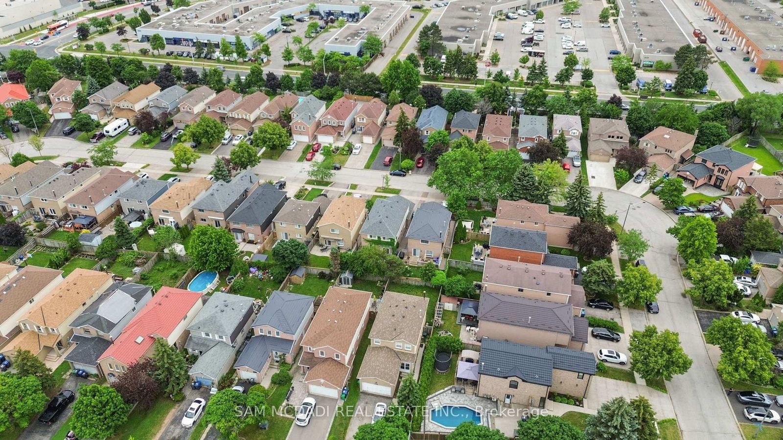 3024 Valcourt Crescent • Mississauga, ON photo 4