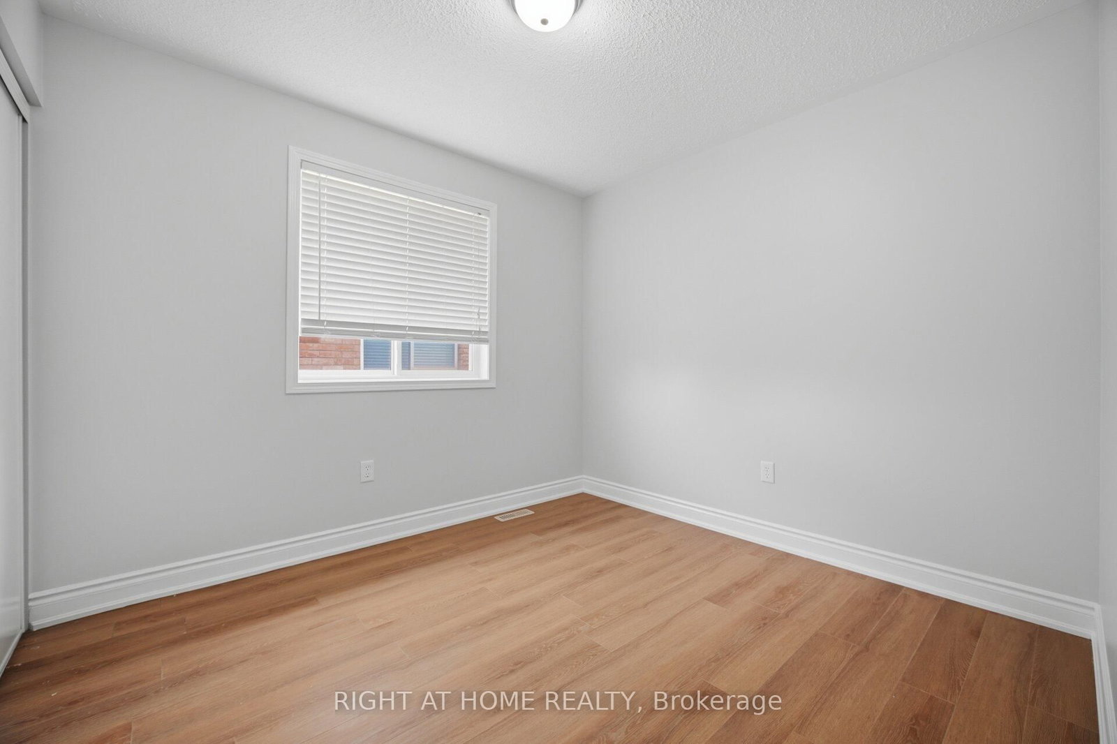 1064 Wickson Way • Milton, ON photo 36