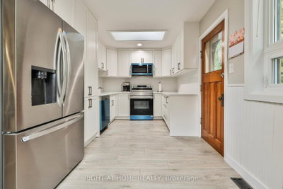 90 Mill Brampton,ON L6Y 1T2 — Photo 15