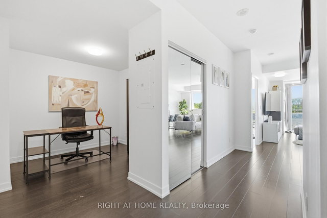 411 - 5101 Dundas Street W