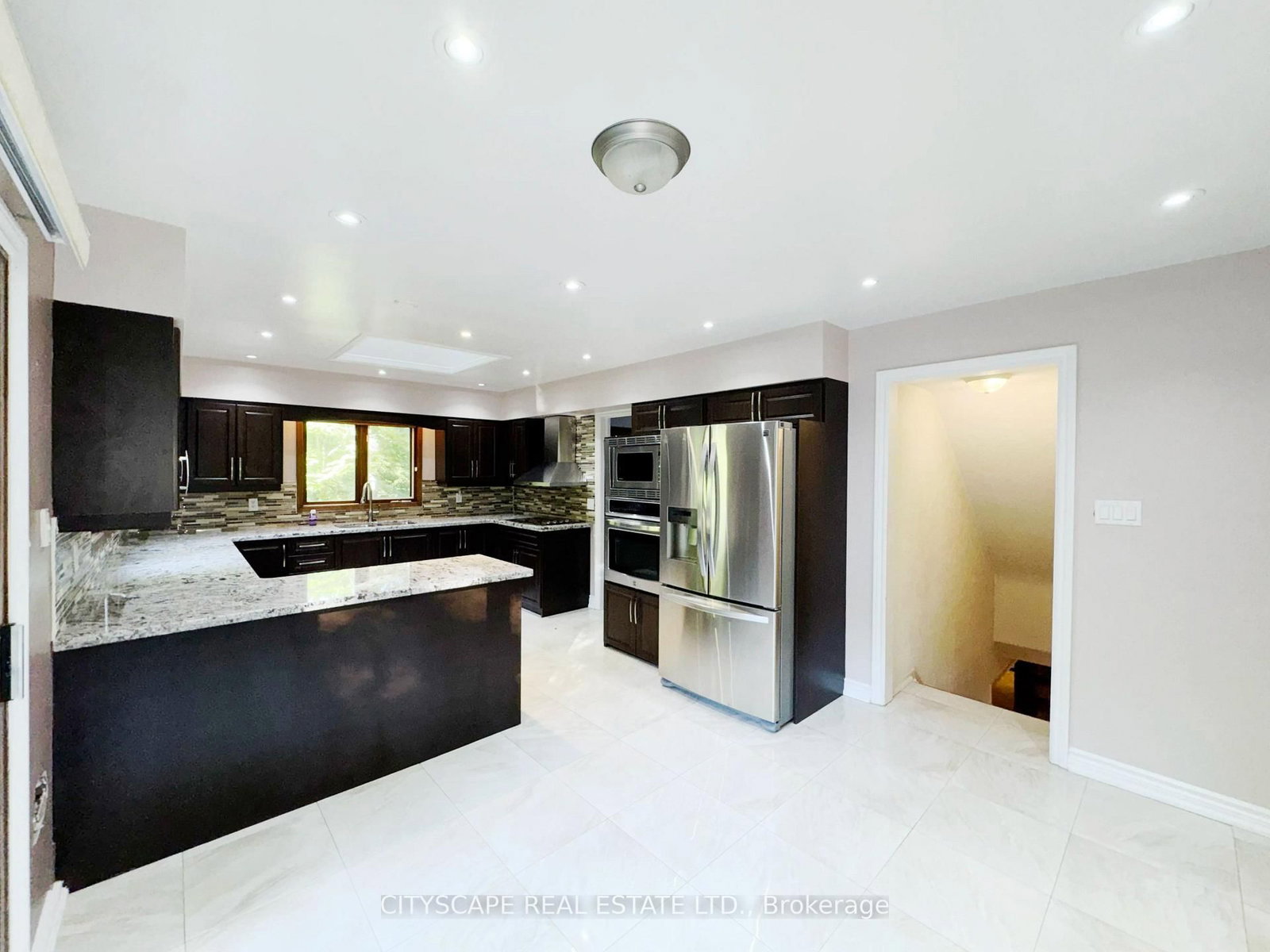 2194 Lower Base Oakville,ON L6M 4G1 — Photo 15