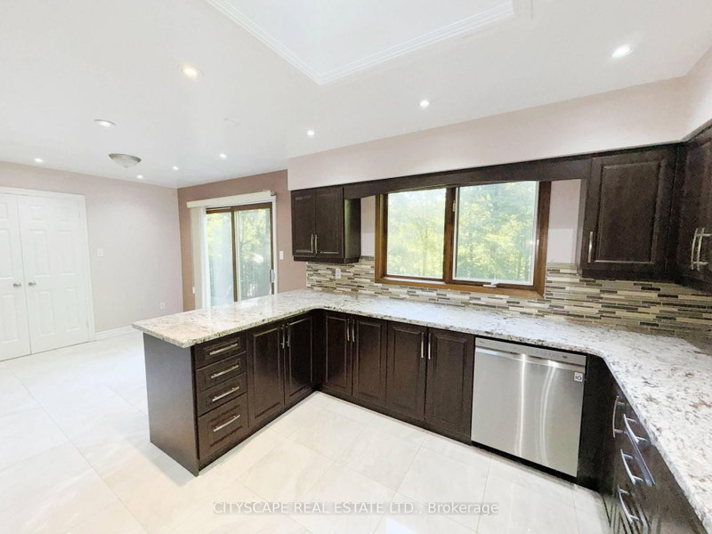 2194 Lower Base Oakville,ON L6M 4G1 — Photo 17
