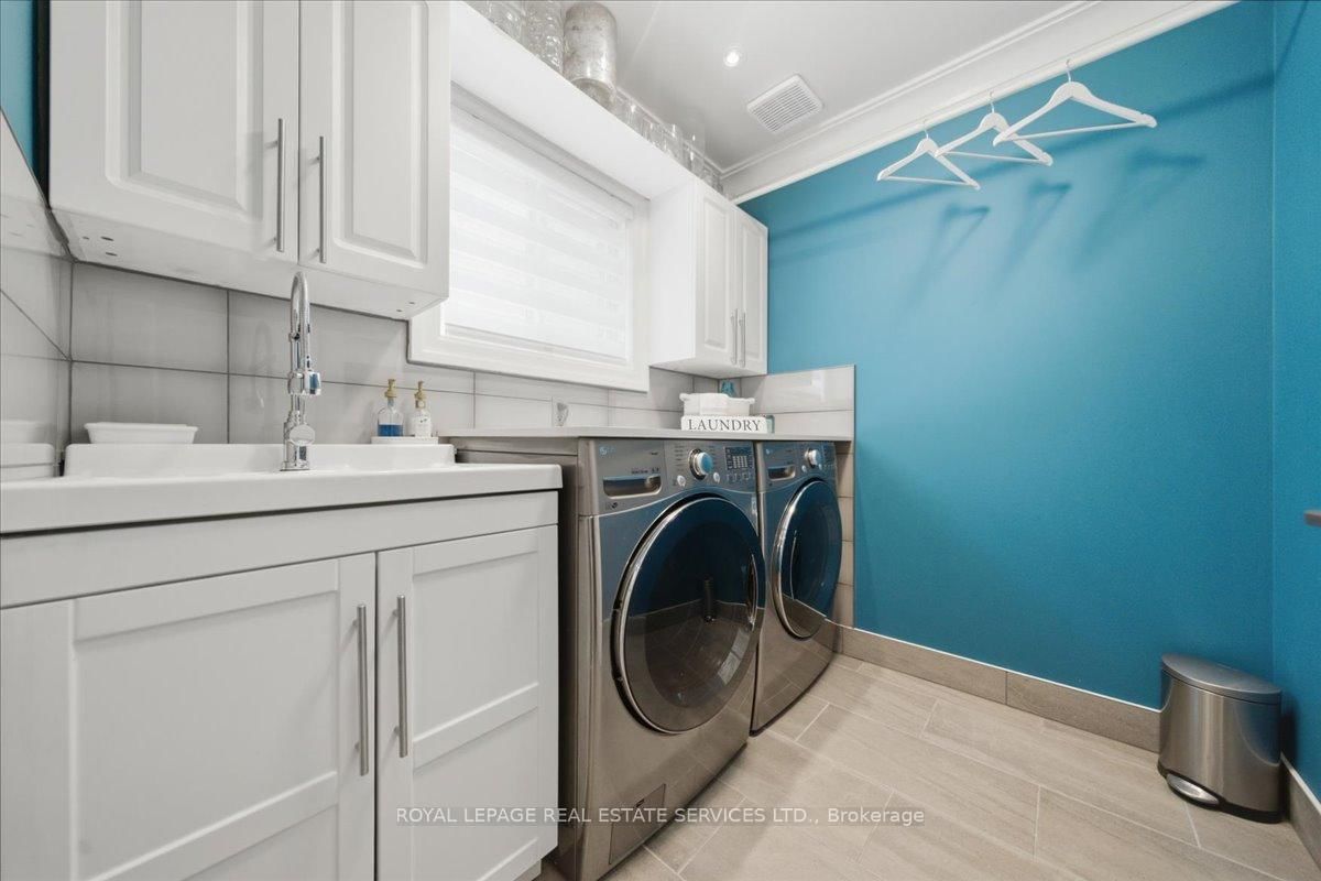 2268 Vista Oak Road • Oakville, ON photo 12